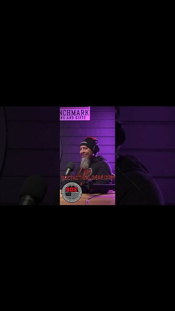 Joel Salatin's evening debrief. #joelsalatin #polyfacefarm #farm #prepper #homestead #farmlife