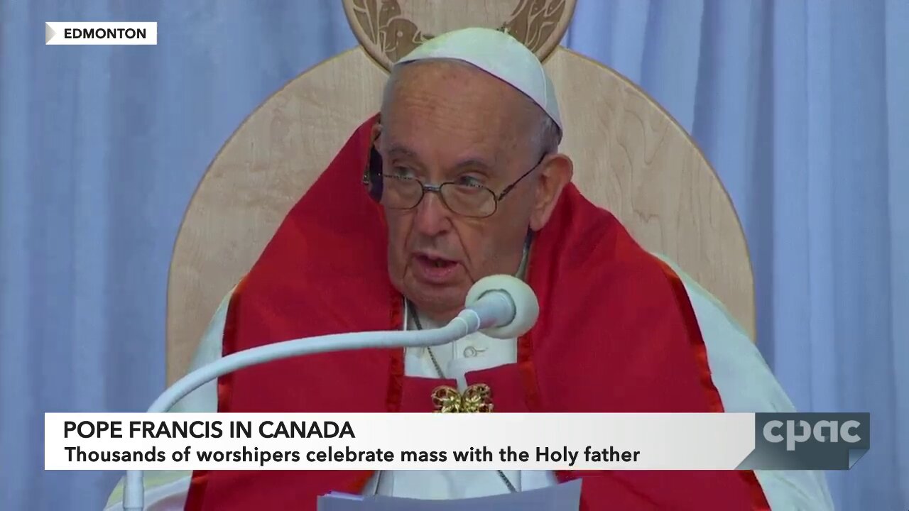 Pope Francis celebrates holy mass in Edmonton (with English interpretation)