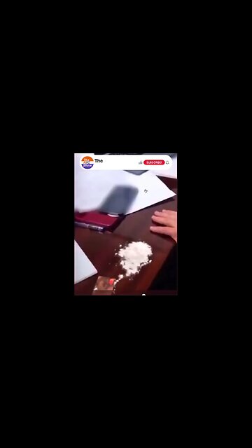 Parmesan Cheese Spotted On ZeIensky's Desk 🟠⚪🟣 NPC Global