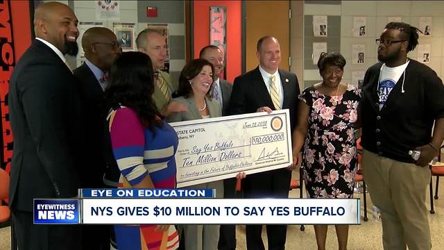 Buffalo graduates get $10 million gift from New York State