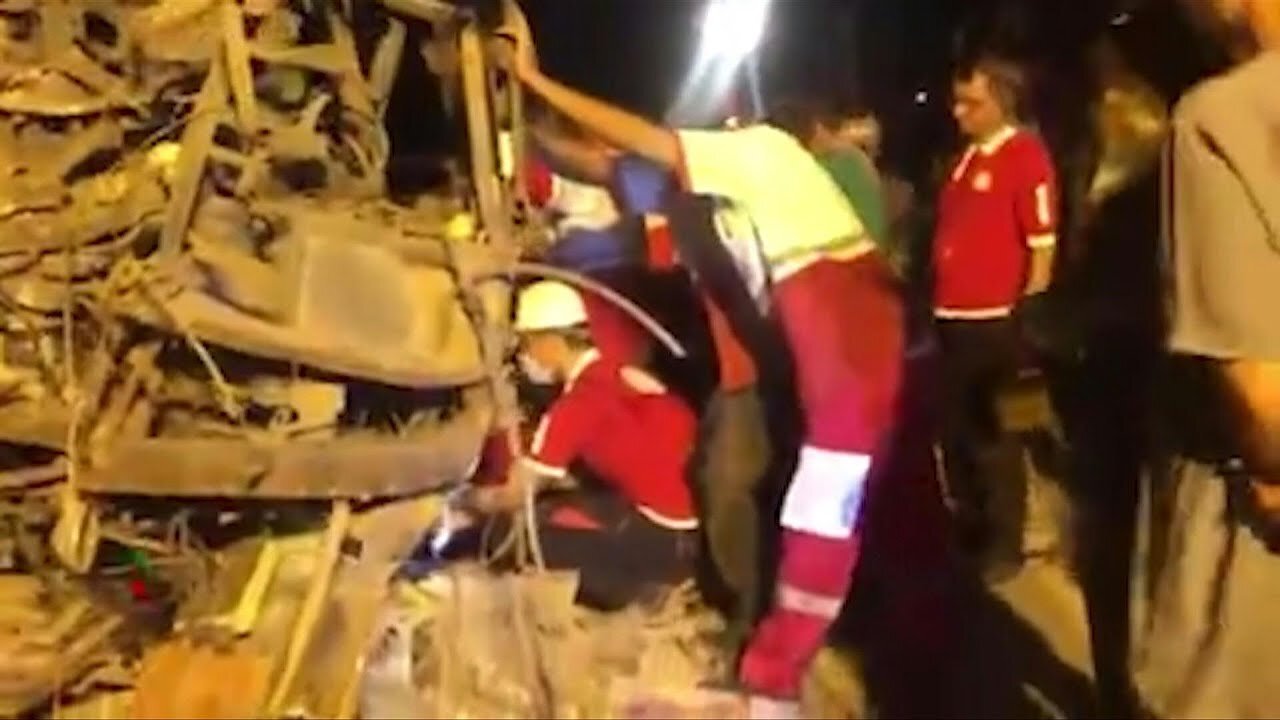 Al menos 28 peregrinos pakistaníes mueren en accidente de autobús en Irán | AFP