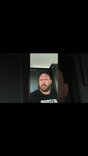 Don’t Get Caught With Your Pants Down! #Stupid