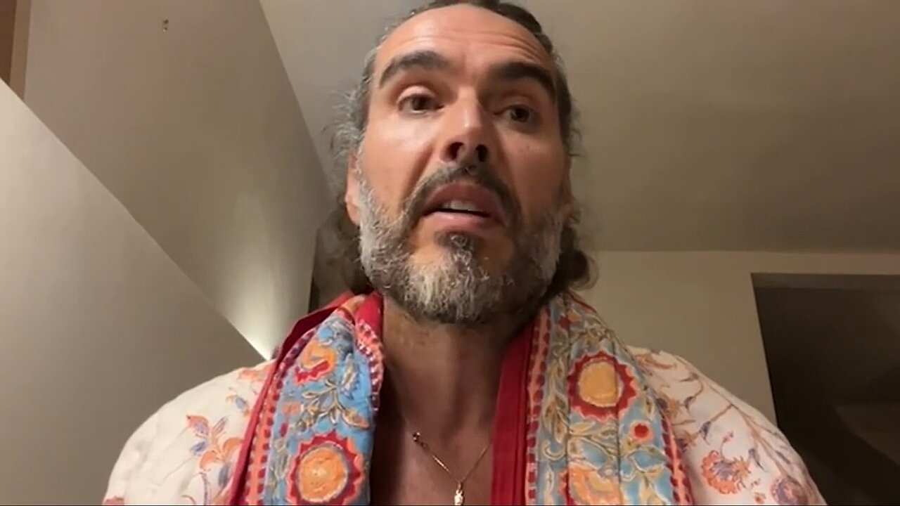 MurTech: Russell Brand - BREAKING: TRUMP SHOT