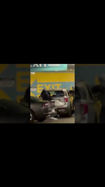 Asian tourists from Indonesia get their “Welcome to San Francisco”...