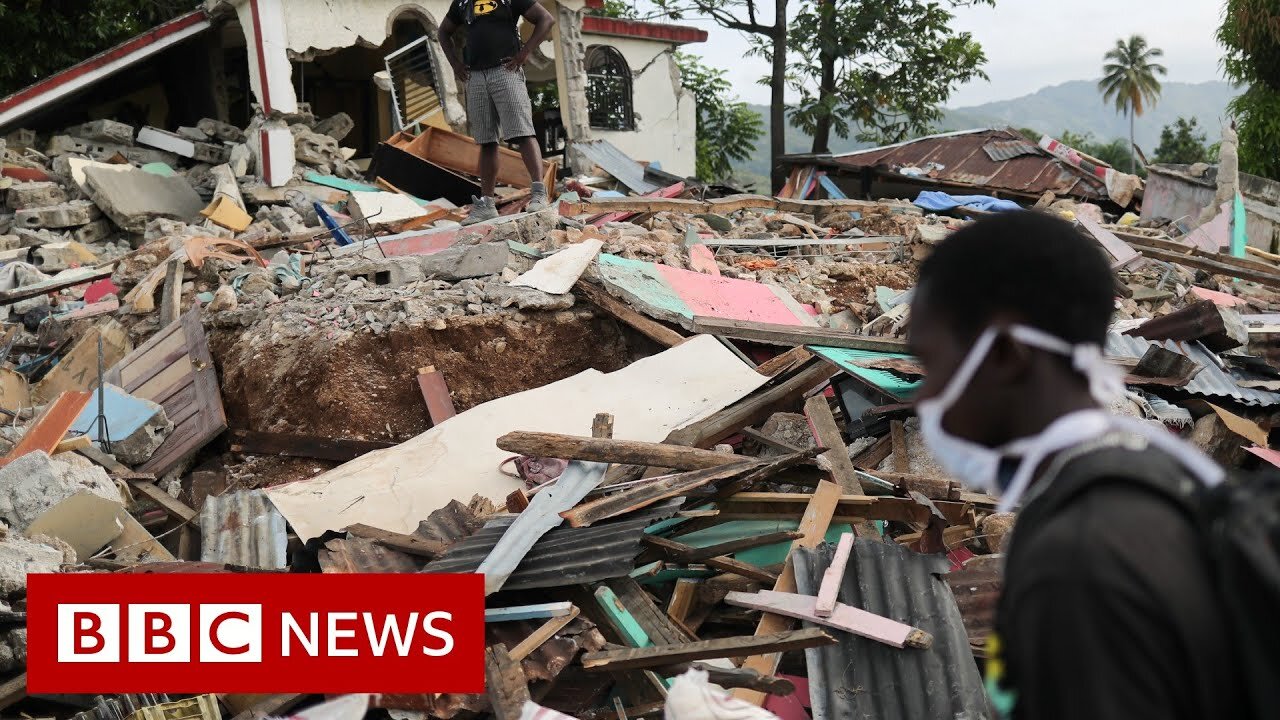 Tensions rise in Haiti after deadly earthquake - BBC News