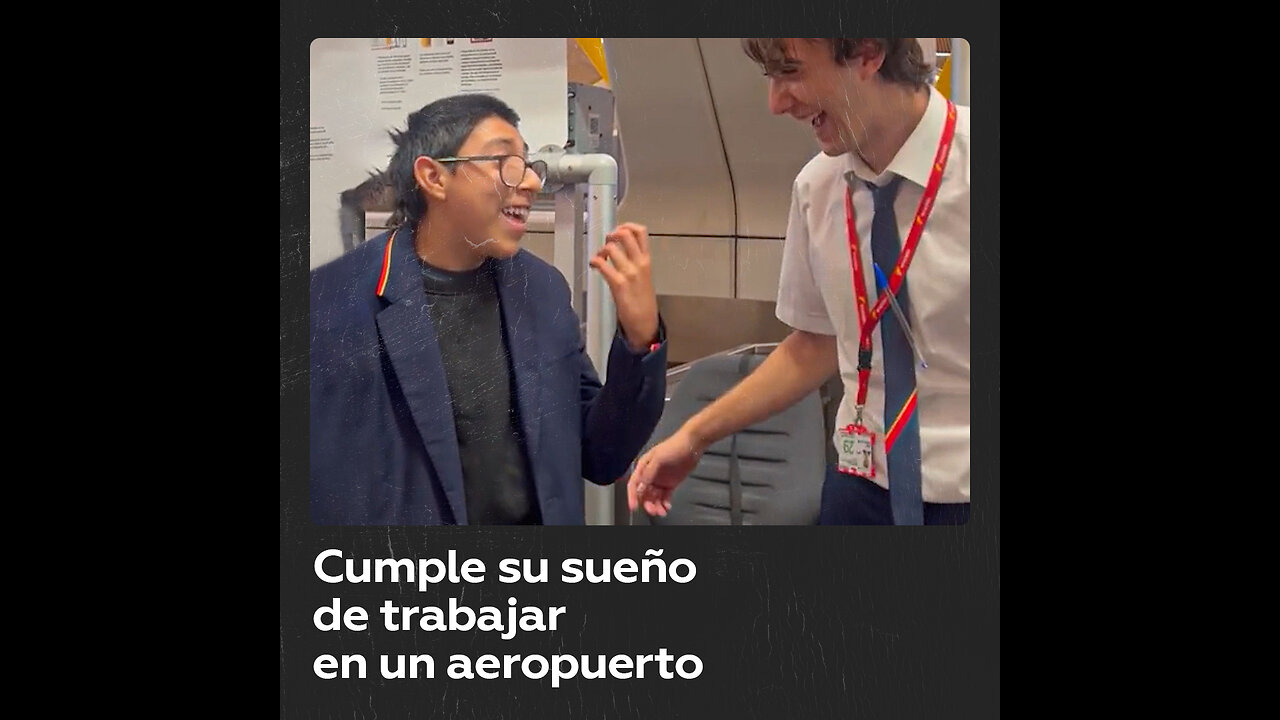 Empleado de Iberia cumple el sueño de este joven de trabajar en un aeropuerto