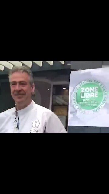 French Support Vaccine Passport Free Restaurant