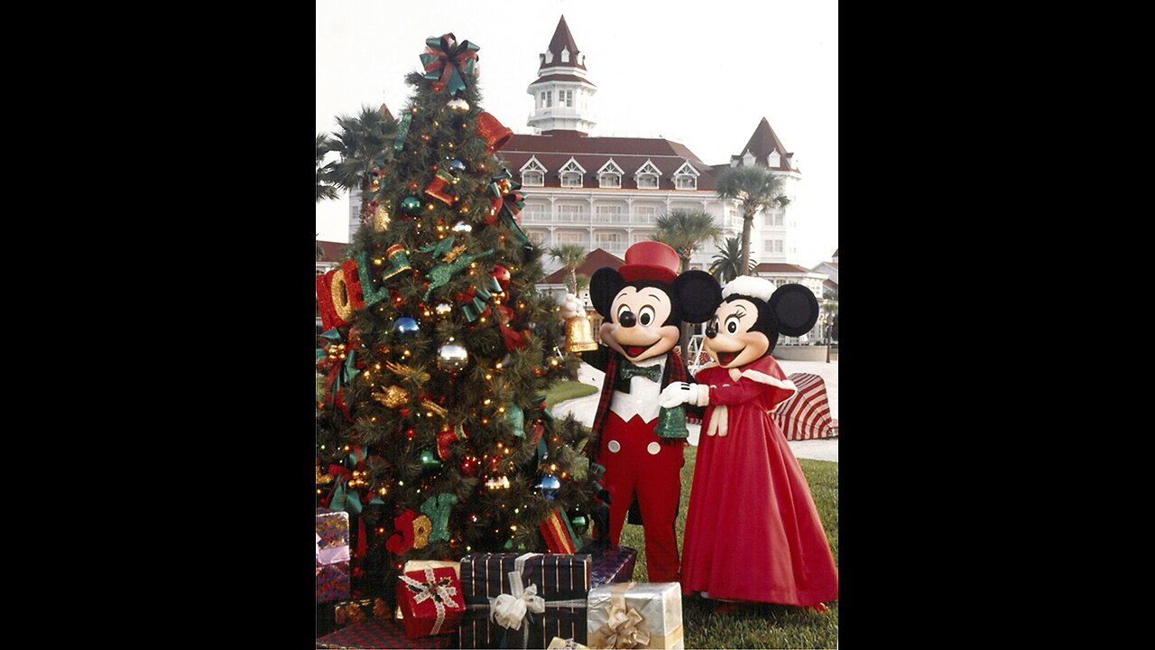 Walt Disney World Very Merry Christmas Parade Version #1 (1993)