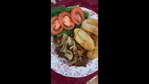 Dinner tonight Grilled steak with potatoes and lettuce tomatoes salad.