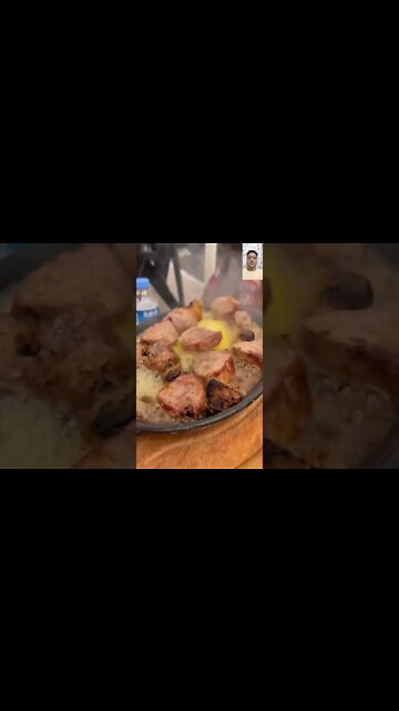Turkish Sizzling Tikka #UpFoodReview #ytshorts #Food #Streetfood #viral #viral2022 #trending