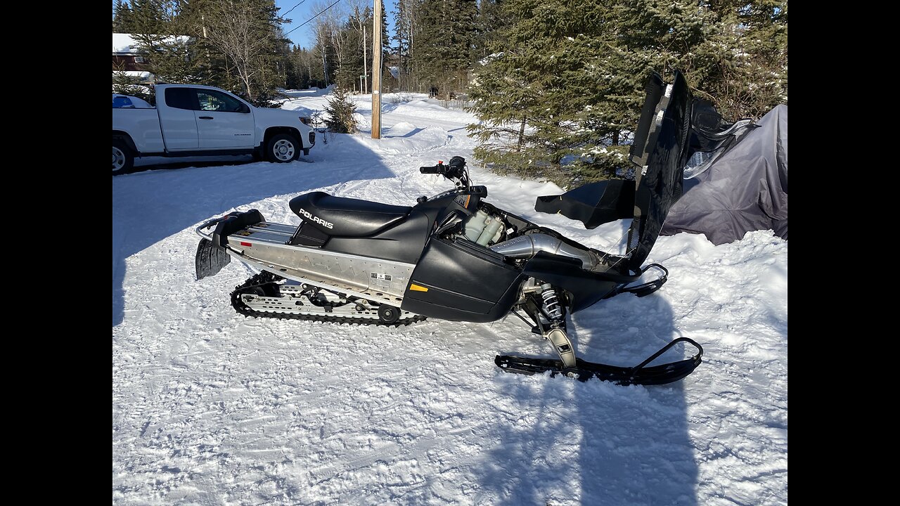 Polaris IQ shift 2009 sled, cold weather starting.