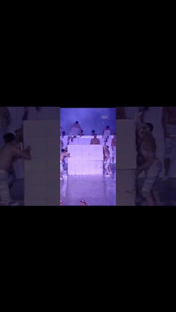 Kate Bush is as iconic in 2022 as she was in 2012. #KateBush #StrangerThings #RunningUpThatHill