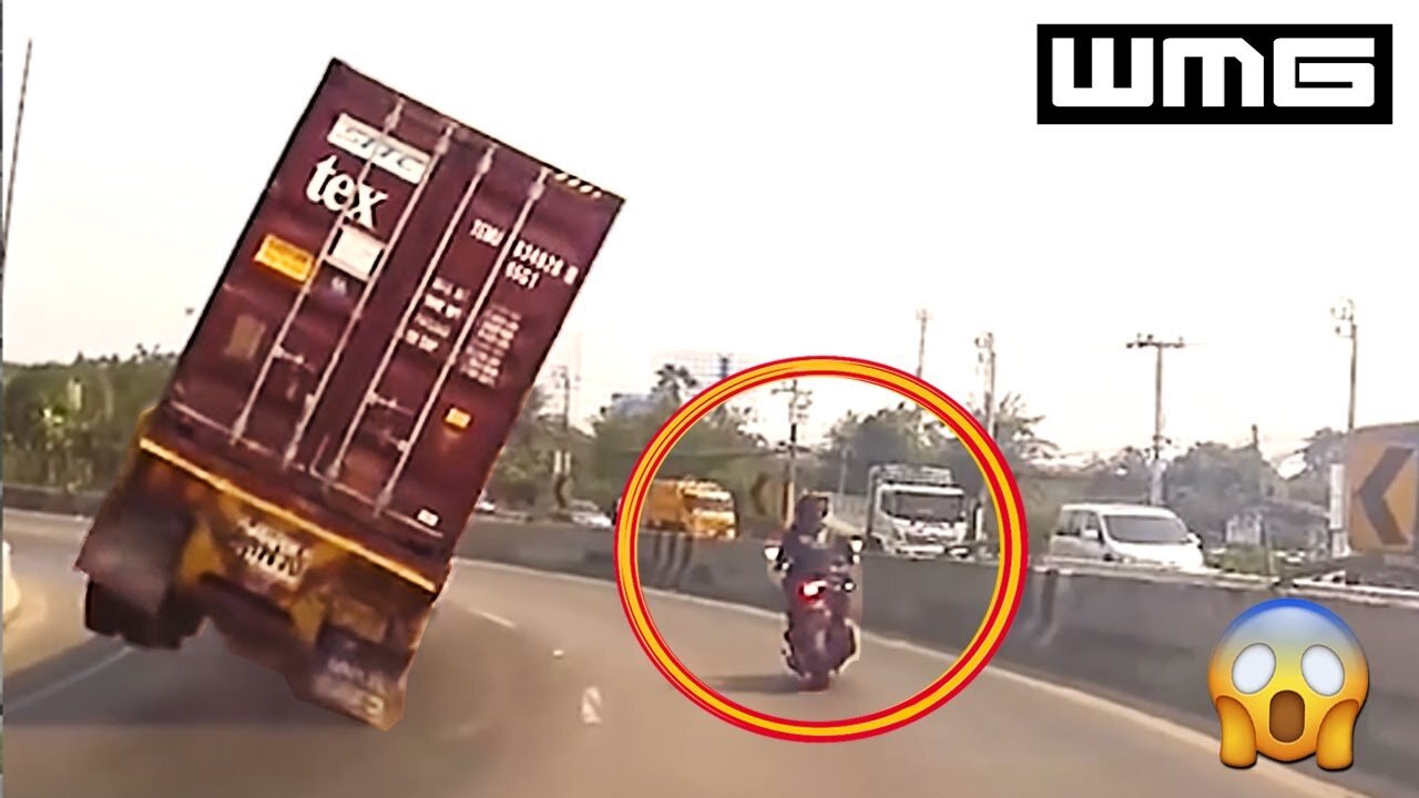 35 LUCKIEST PEOPLE CAUGHT ON CAMERA!