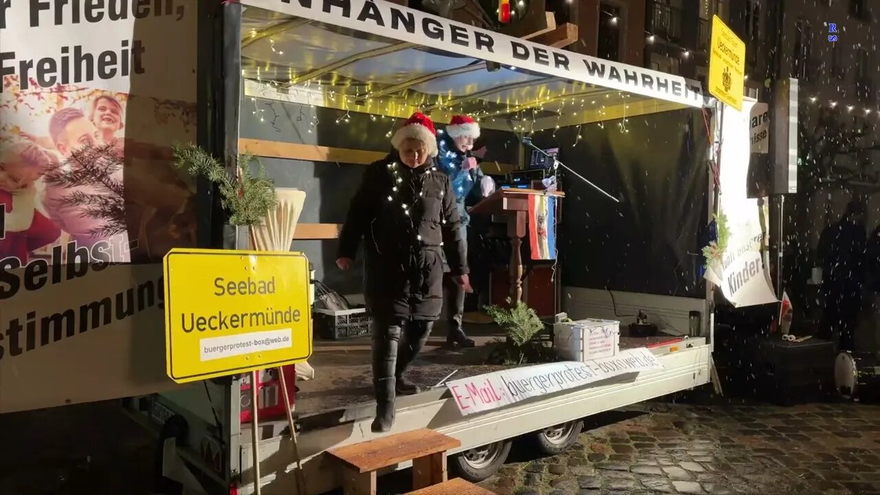 Ueckermünde - Der Wünschebaum mit Wünschen von den Kindern 07.12.2022