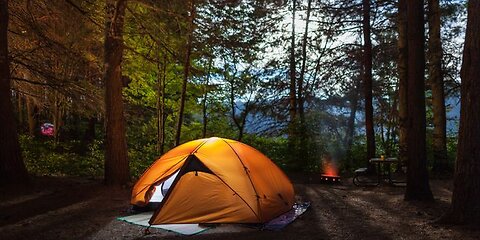 Drive to the outdoors to set up tents and experience immersive camping in the rain!