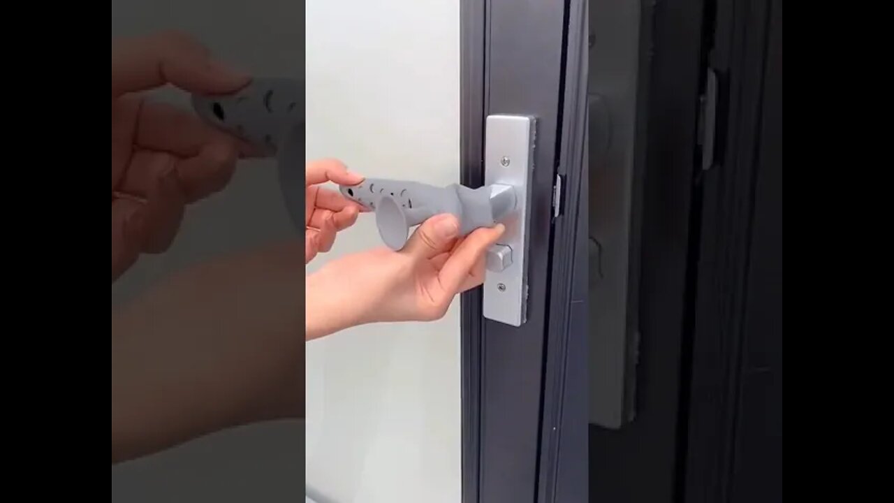 Smart Door gadgets