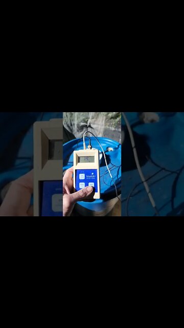 I think the fish need some wooly pullovers. 🐟🐟🥶🥶