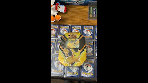 Pokémon Pikachu Tin Opening!! 11/28/2021