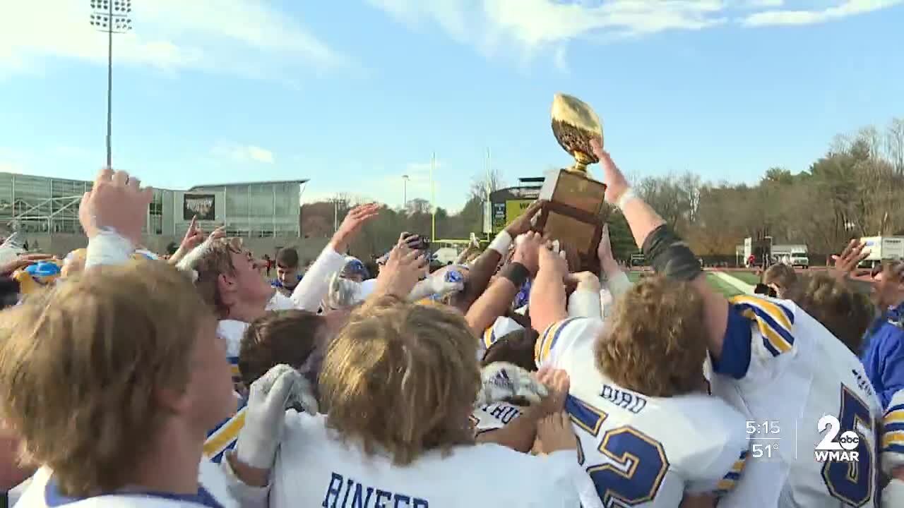 Loyola pulls off the upset in the 101st Turkey Bowl, beating Calvert Hall in the final seconds