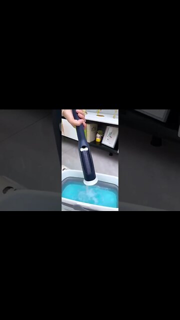 self squeeze sponge mop design is more absorbent