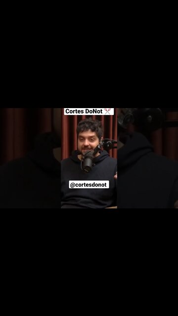 FELIPE NETO É UM...