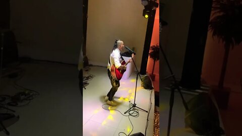 #bastidores #vidademúsico #festadecasamento #casamento #vozeviolao #shorts #cantor #palco @Lagum