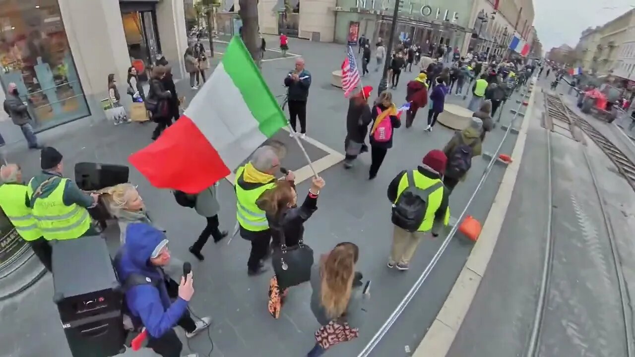 « Les gens tels que nous ne lâchent rien ! » avec les derniers résistants à Nice