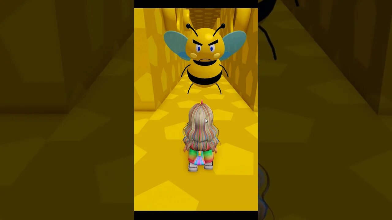 Survival of Queen Bee #gaming #roblox #gameshorts #survival