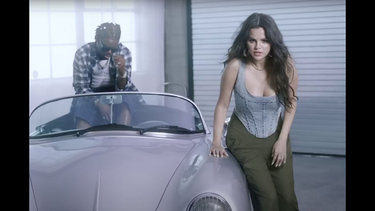 Rema, Selena Gomez - Calm Down (Official Music Video)