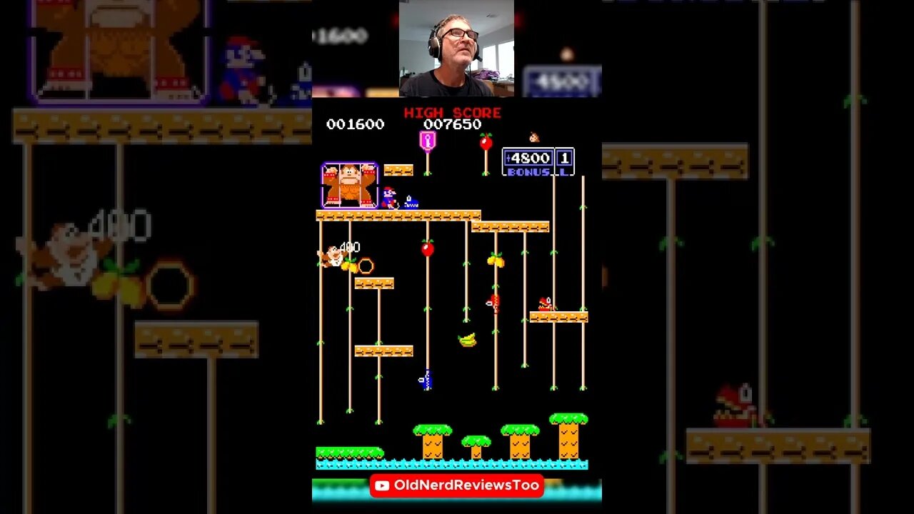 Playing DONKEY KONG JR, 1982, Nintendo 🕹😮