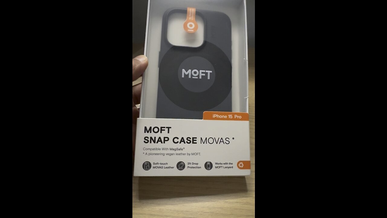 Moft Snap Movas Leather Case