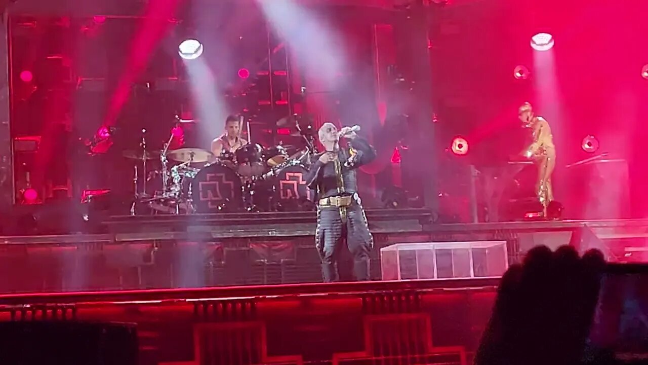 Rammstein in San Antonio song Mein Herz Brennt