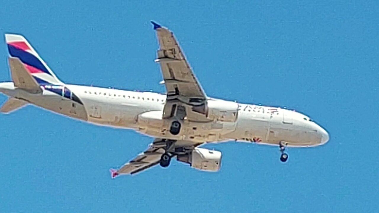 Airbus A320 PR-MHM coming from Recife to Fortaleza