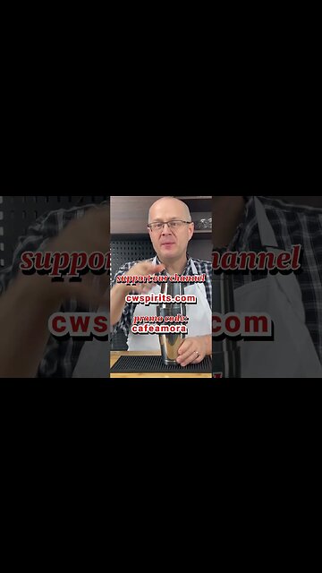 Mocktail Monday! The Secrets to Making a Great Mocktail! Strawberry Pineapple Mocktail #shorts