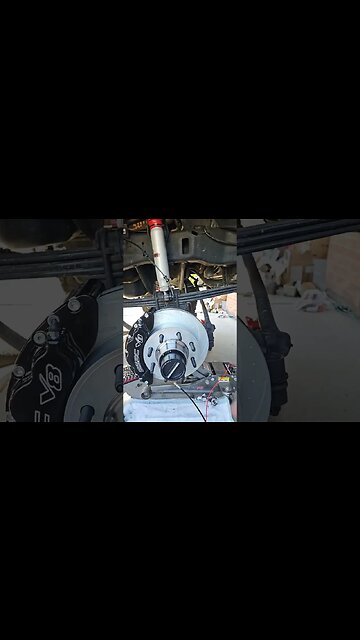 2004 F-350 project. #2004ford #f350 #breakkits #trucklife #f250 #linex #bedliner