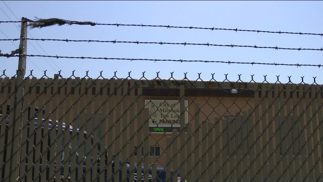 Milwaukee committee passes tow, impound ordinance