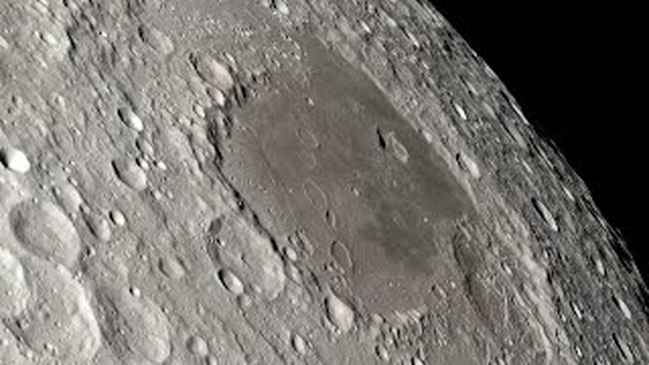 Apollo 13 views of the moon in 4k #4k #apolo13