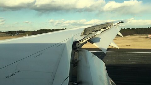 JAL B787-8 extremely smooth landing at Tokyo Narita!