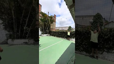 Cobriu a defesa, no futetênis! #futebol #futevôlei #futmesa #futemesa #futetenis #futevolei #fut