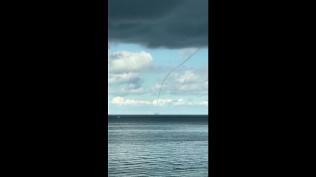 Waterspout over Lake Erie captured from Bay Village