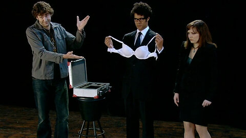 The IT Crowd 2x05 | Smoke & Mirrors