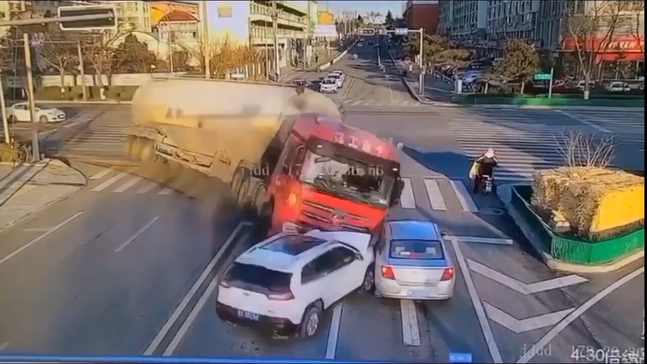 Driver gets too close to tanker truck and was Crushed!