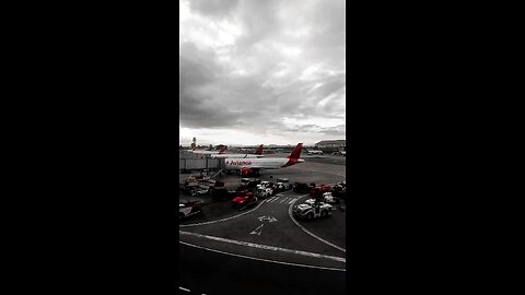 #Tuesday hustle and bustle. 😎✈️