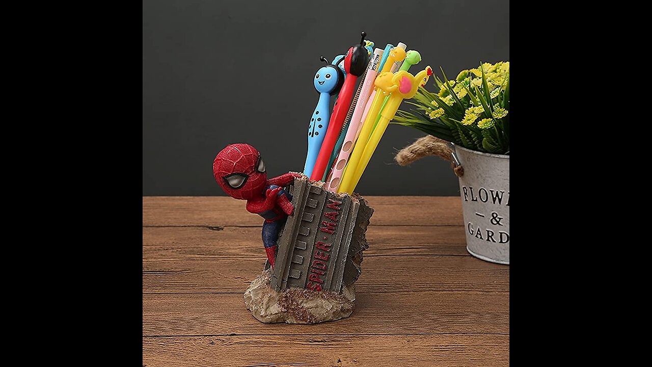 Spiderman Pen Holder, BREIS Creative Novelty Office Desk Decorations Man boy Girls Gadgets Stat...