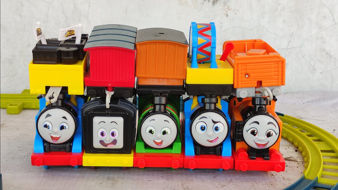 Thomas And Friends factory carriege - Full engine thomas & friends