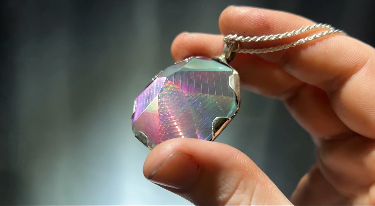 Making a Rainbow Glass Pendant - Artist Vlog 11