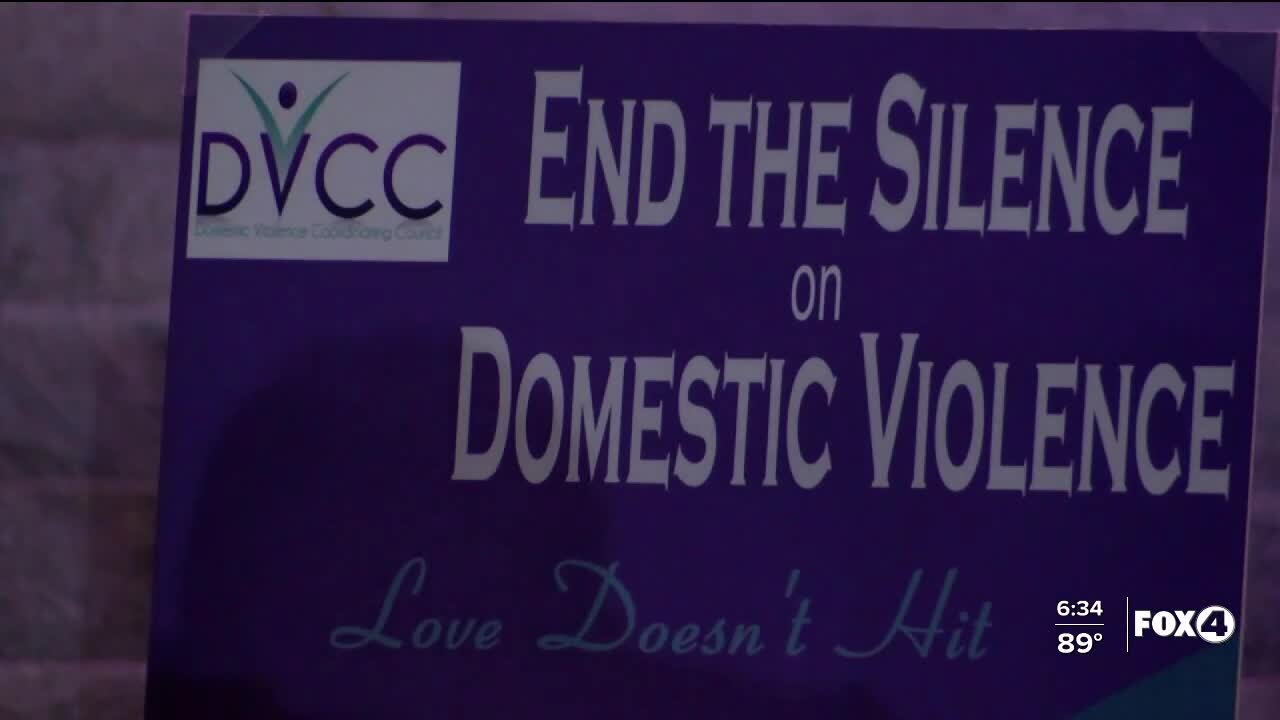 FLORIDA CAPITOL LIT FOR DOMESTIC VIOLENCE AWARENESS