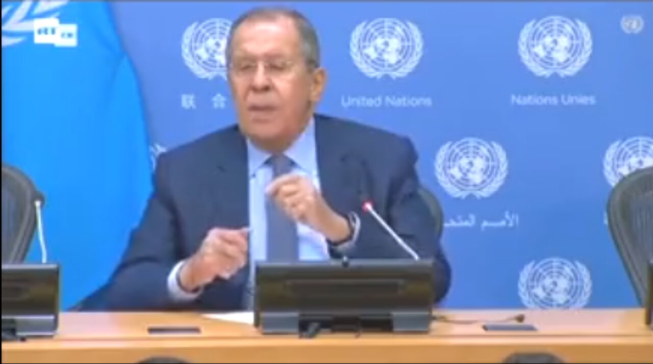 Lawrow takes question from masked German reporter at UN