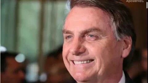 Bolsonaro anuncia isenção de visto para turistas chineses