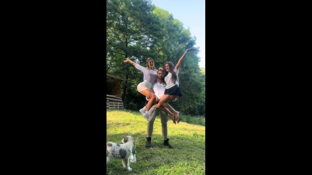 Tristan Tate with his girlfriends